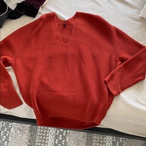 Uniqlo 3D knit v neck sweater